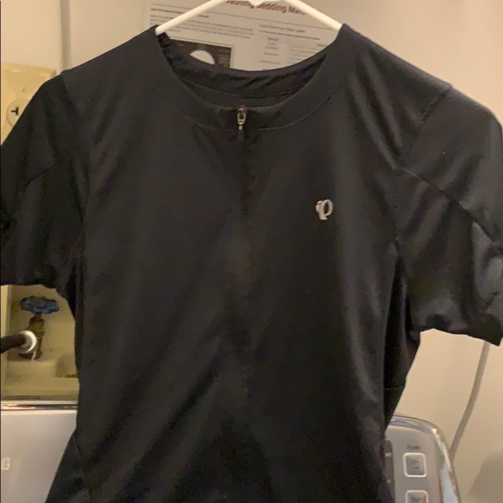 Peal Izumi biking shirt